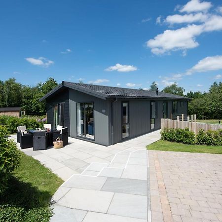 Buttercup Lodge, 33 Roadford Lake Lodges Lifton Esterno foto