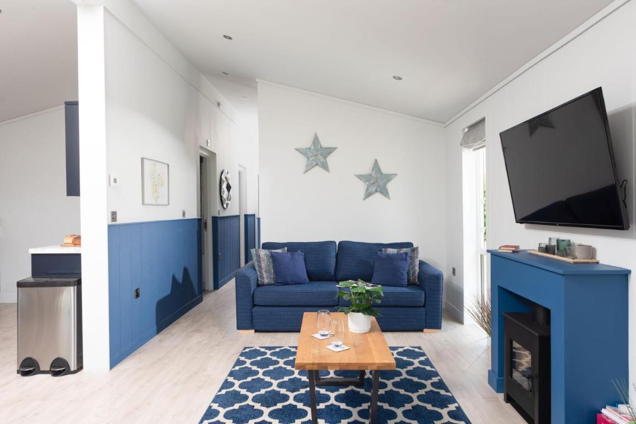 Buttercup Lodge, 33 Roadford Lake Lodges Lifton Esterno foto